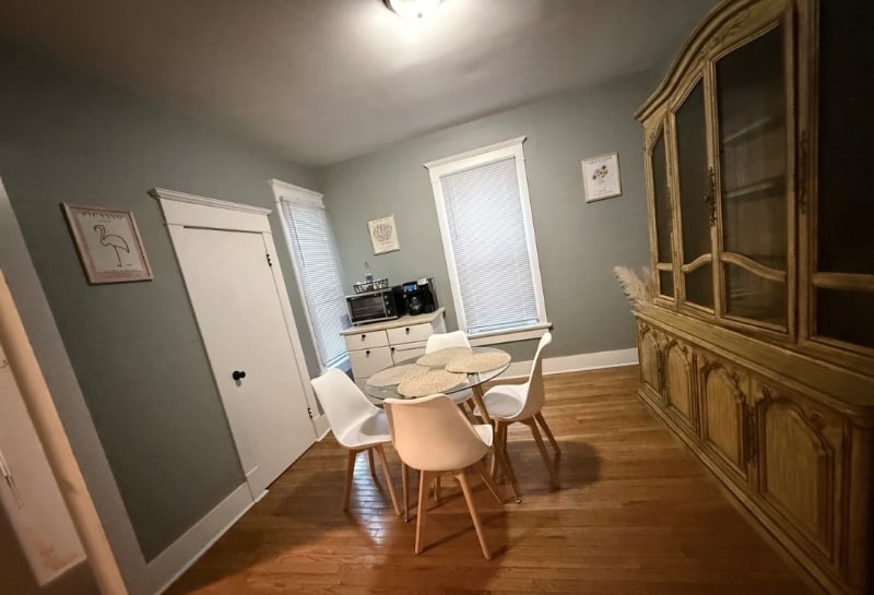 Building Photo - 1708 11th Ave