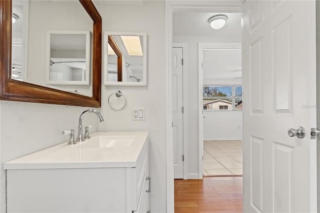 Building Photo - 4032 Westwood Dr