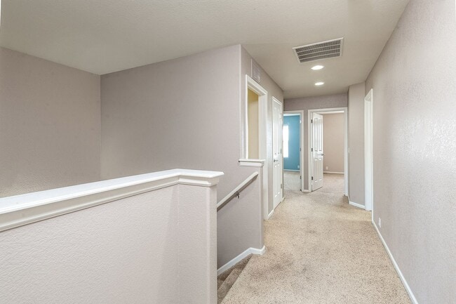 Building Photo - Townhouse in Desirable Stetson Hills Area in Colorado Springs