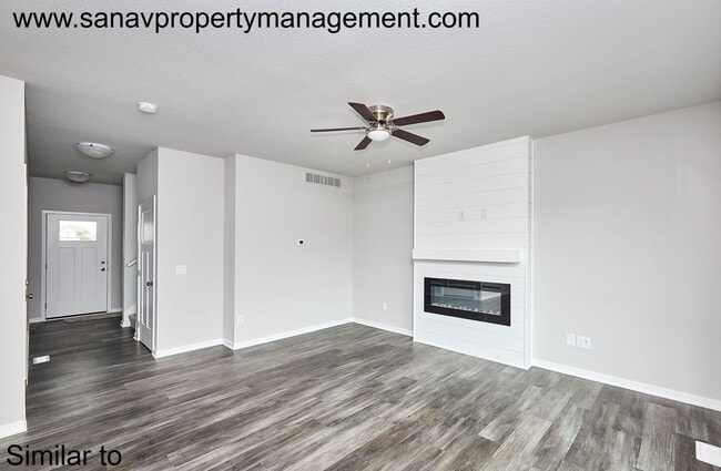 Building Photo - Modern Look 2 Story house!! Waukee Schools!! Great Neighbourhood!