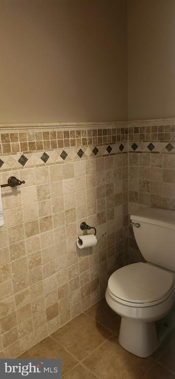 Building Photo - 2 Marchesi Dr