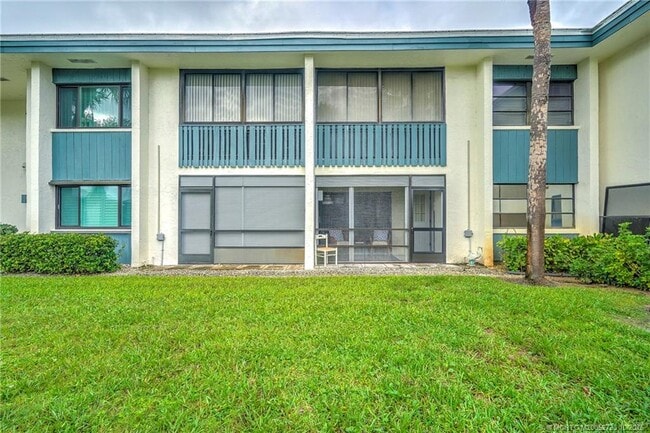 Building Photo - 175 SE St Lucie Blvd
