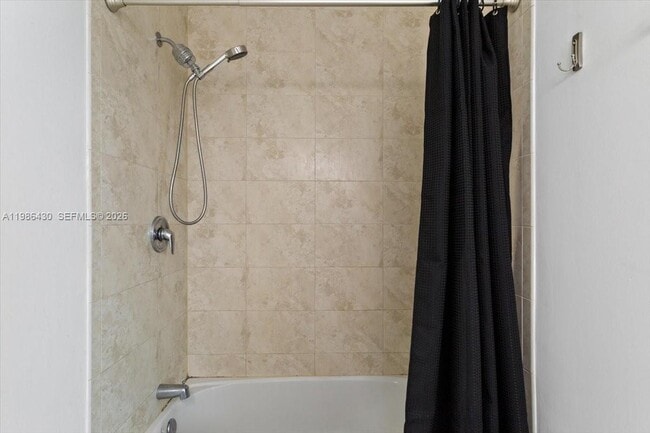 Building Photo - 1900 N Bayshore Dr