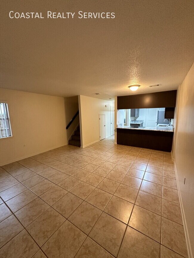 Building Photo - 122 Scottwood Dr SE