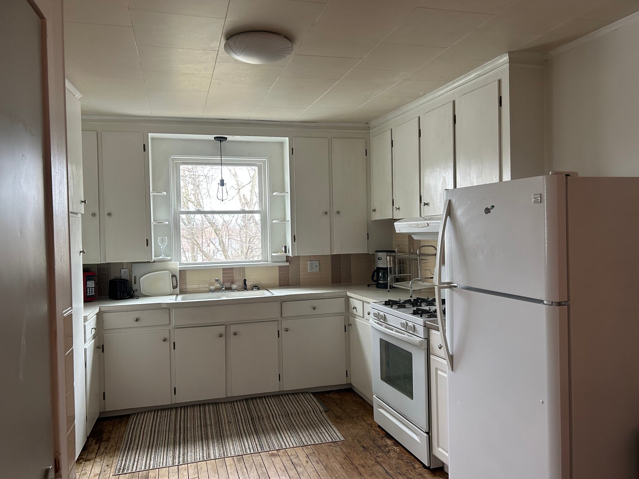 Building Photo - 49 Prospect St