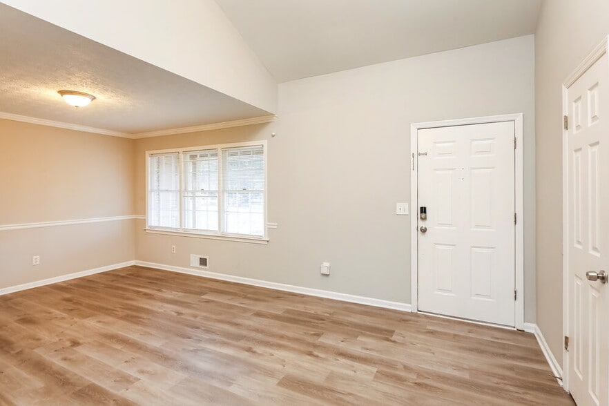 Building Photo - 5253 Corinth Dr SW