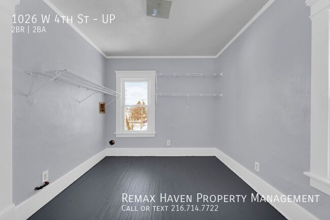 Building Photo - 1026 W Fourth St