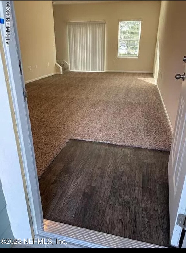 Building Photo - 8111 Echo Springs Rd