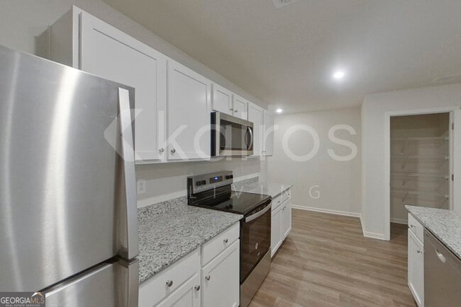 Building Photo - 371 Ironwood Ct
