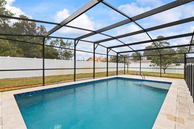 Building Photo - 61 Farmsworth Dr