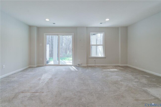 Building Photo - 429 Crofton Village Terrace