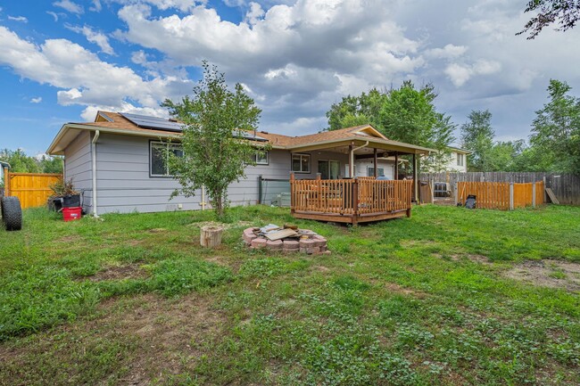 Building Photo - Delightful 3-bedroom, 1-bathroom home that...