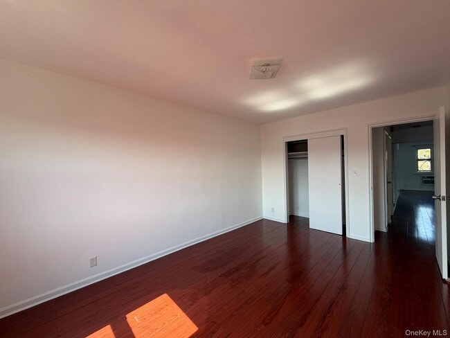 Building Photo - 32-20 56th St