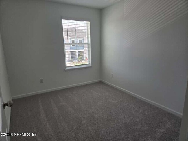 Building Photo - 198 Hubbard Bnd