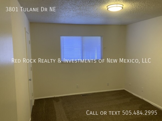 Building Photo - 4 Bedroom in NE ABQ now avaliable