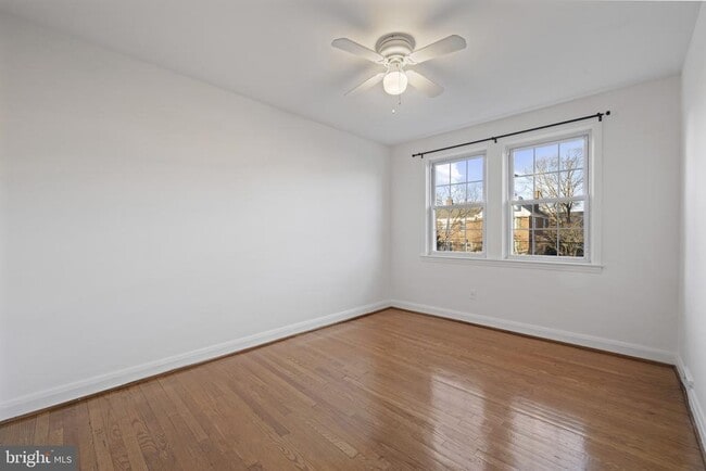 Building Photo - 132 Overbrook Rd