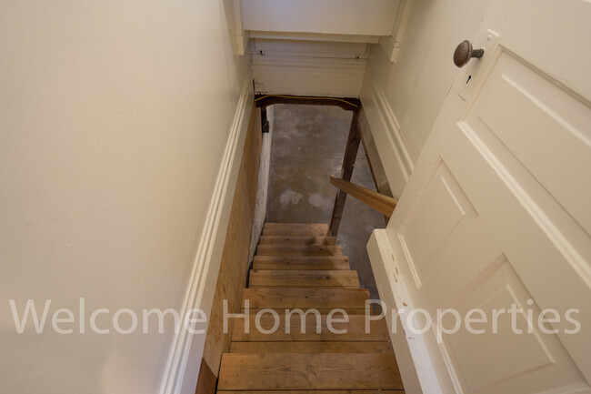 Building Photo - Beautiful Classic Home in East Walla Walla