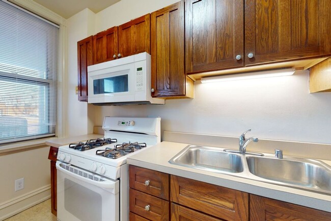 Kitchen - 5623 S. Dorchester