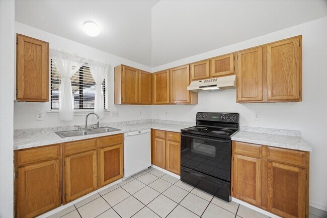 Building Photo - 2311 Jamie Dr