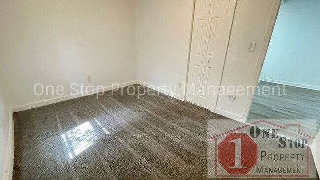 Building Photo - Beautiful 3 Bedroom 1.5 Bathroom Home in K...