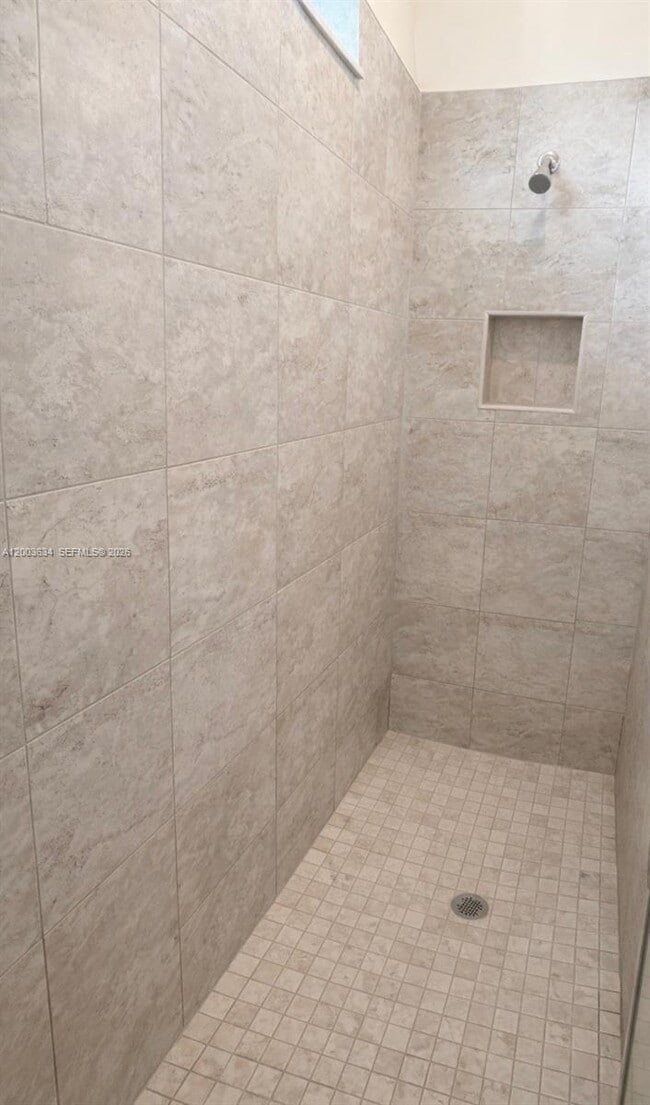 Building Photo - 10005 W Verona Cir