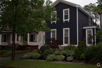 Building Photo - 114 Averill Ave