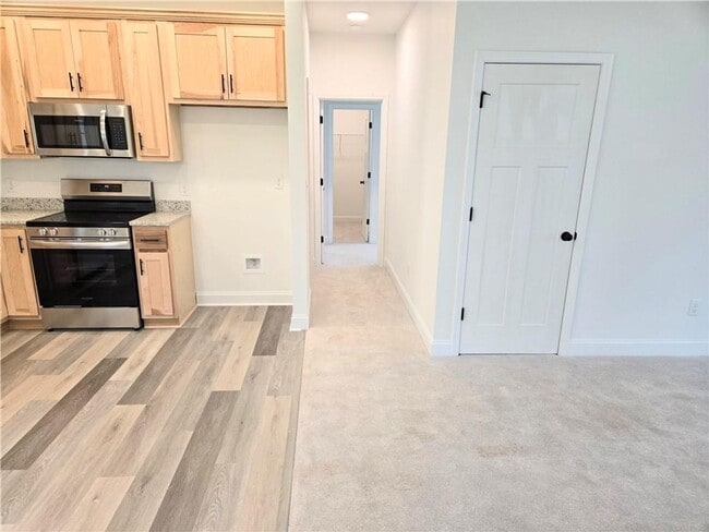 Building Photo - Brand-New Construction Near Auburn University