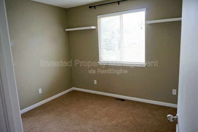 Building Photo - 9847 Sydney Ln