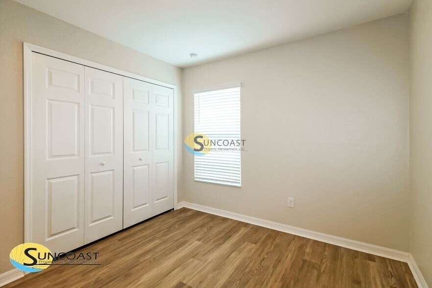 Building Photo - 52 Walnut Rd