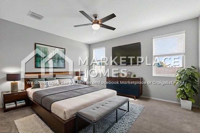 Building Photo - 5309 S 18th Pl