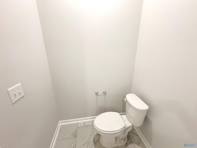 Building Photo - 207 Osceola Cir