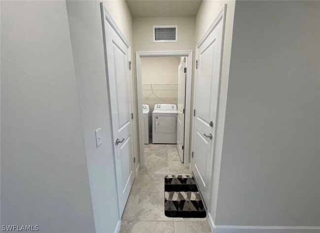 Building Photo - 10861 Firebush Cir