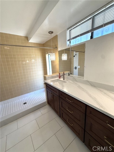 Building Photo - 16371 Chella Dr