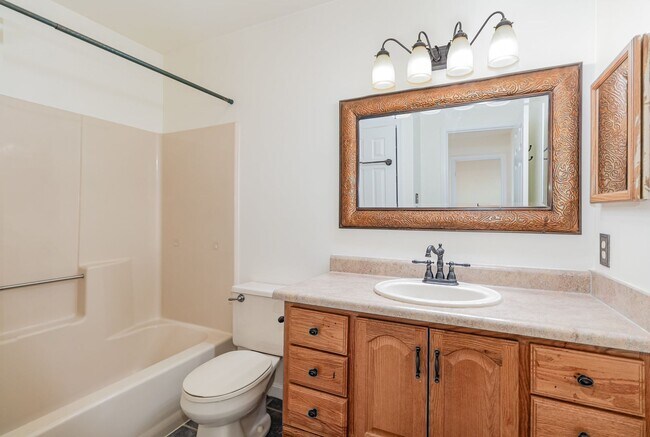 Building Photo - 6280 Spring Knoll Dr