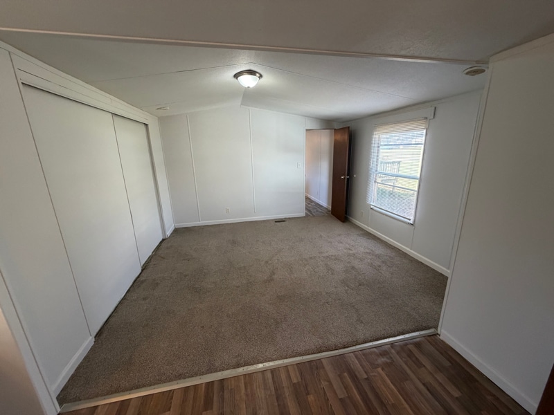 Building Photo - 209 John Way