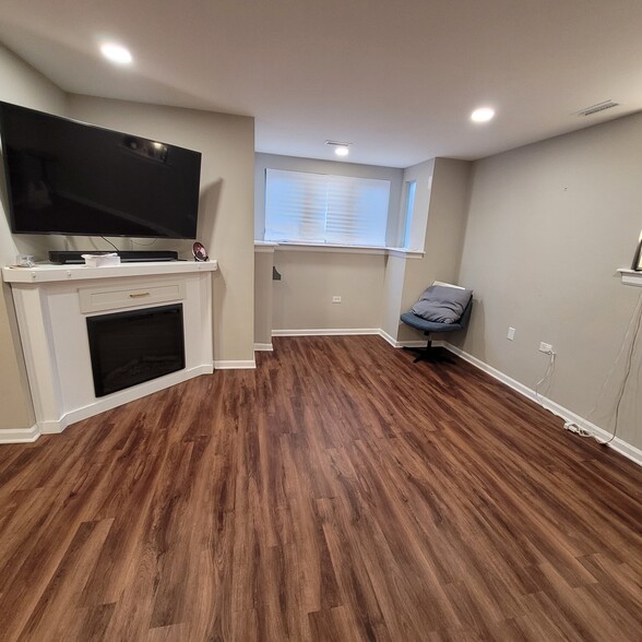 Finished Basement - 4436 S King Dr