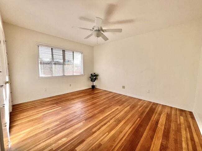 Building Photo - 6165 Blain Pl