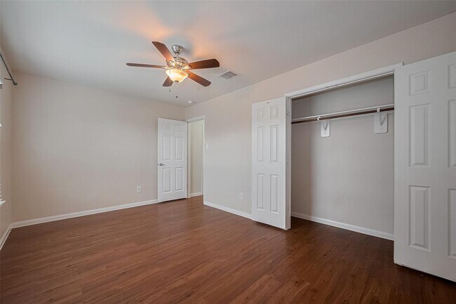 Building Photo - 6026 Stockholm Ct