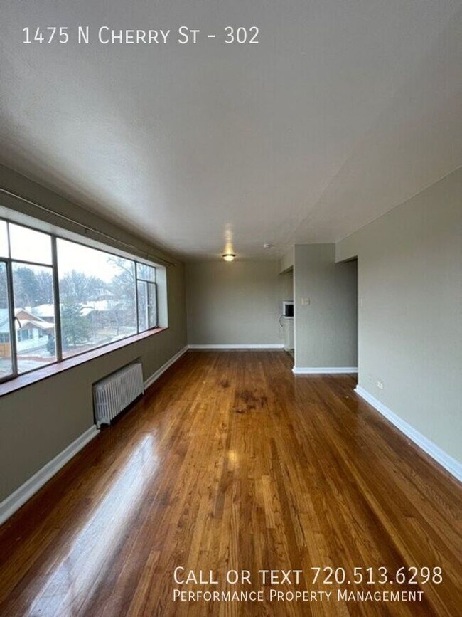 Building Photo - 1475 N Cherry St