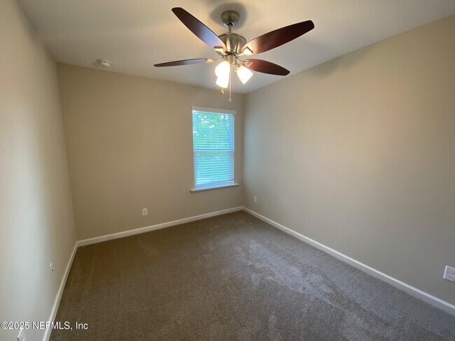 Building Photo - 1573 Landau Rd