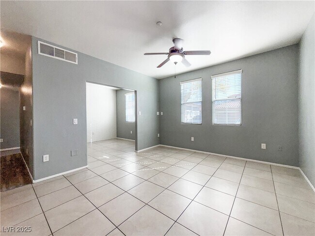 Building Photo - 50 Aura de Blanco St