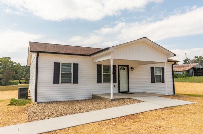 Primary Photo - 5894 Fisher Davis Rd