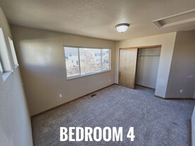 Building Photo - 2225 Bucolo Ave