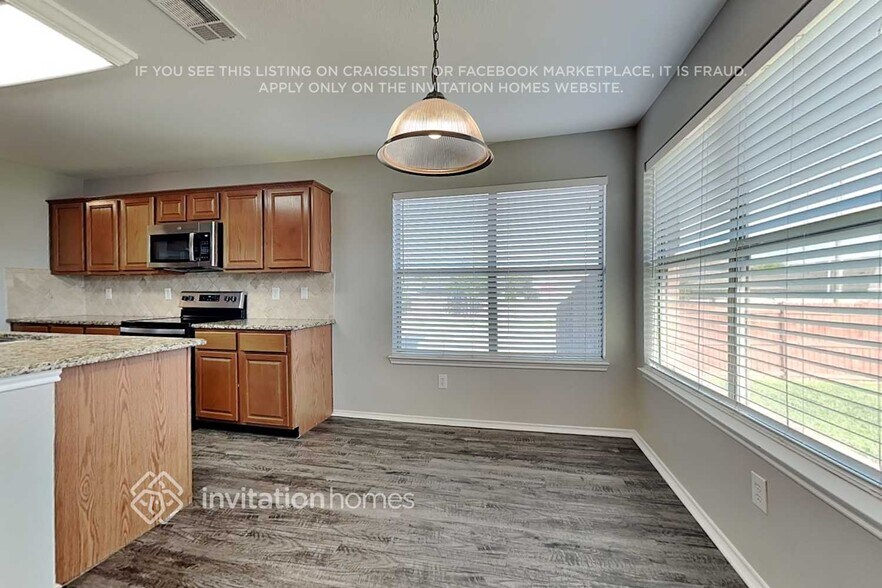 Building Photo - 520 Ame Ln