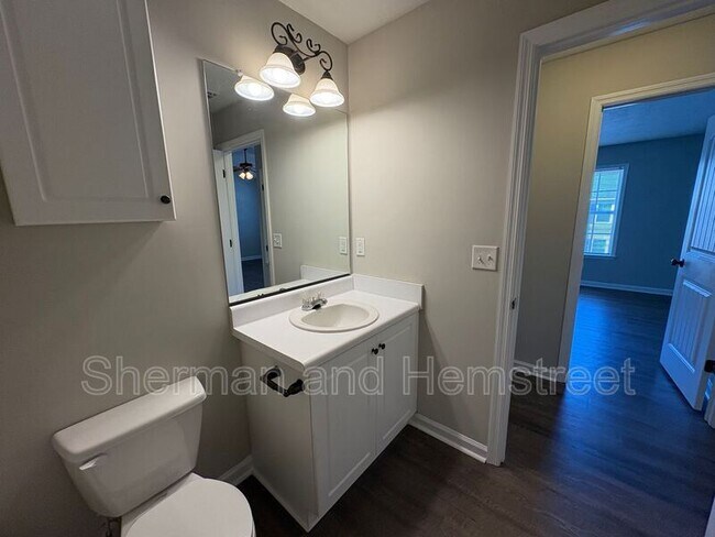Building Photo - 3600 London Ct SW