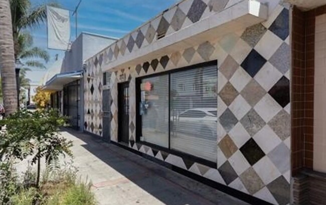 Building Photo - 2172 Pacific Ave