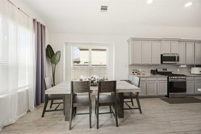 Building Photo - 4238 Redford Valley Rd