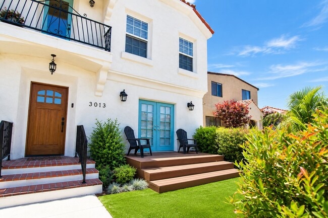 Building Photo - 3013 Somerset Dr