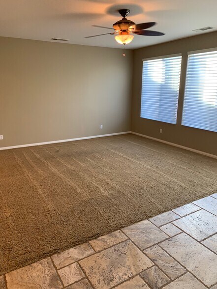 Building Photo - 84126 Canzone Dr