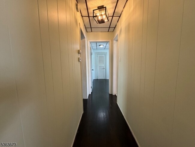 Building Photo - 636 Linden Ave